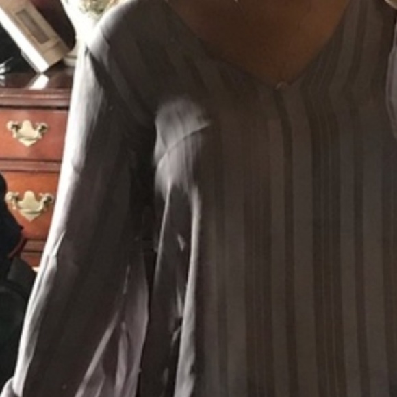 LUSH   new striped lush blouse size Medium Gray - Picture 2 of 8